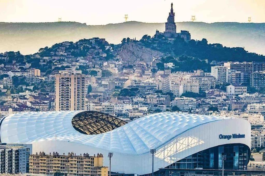 Velodrome 6 Couchages Avec Clim Marseille